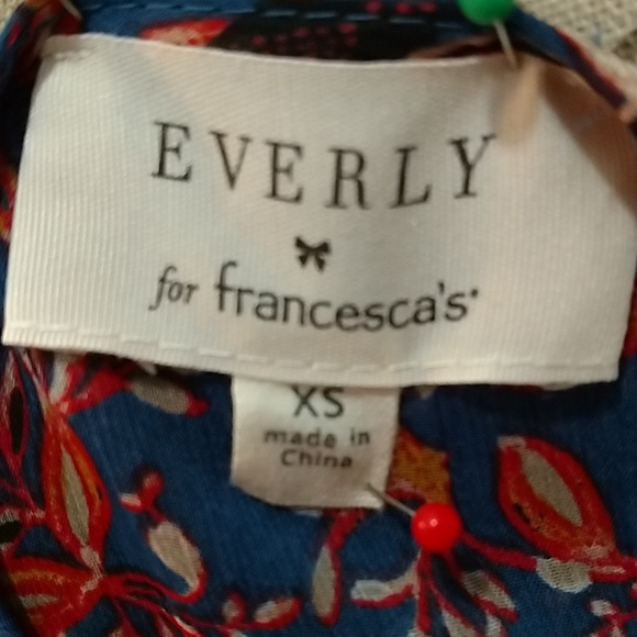 🎀 Everly sheer print top Sz XS - Picture 6 of 7